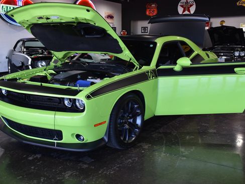 Used 2023 Dodge Challenger R/T w/ T/A Package RWD image 11
