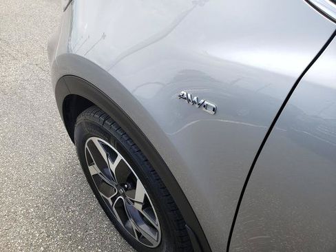 Used 2022 Kia Sportage EX AWD/4WD image 14