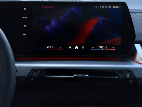 Used 2025 BMW X2 M35i image 20