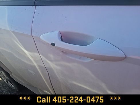 Used 2025 Hyundai Kona SEL image 7