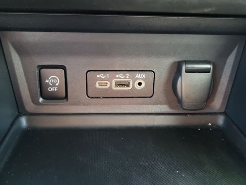 Certified 2024 Nissan Sentra SV w/ All-Weather Package FWD image 29