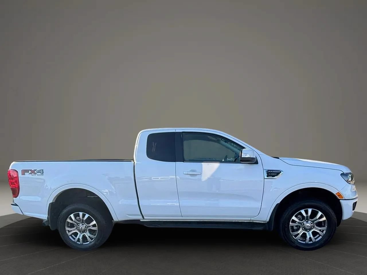 Used 2022 Ford Ranger Lariat w/ Equipment Group 501A High AWD/4WD image 3