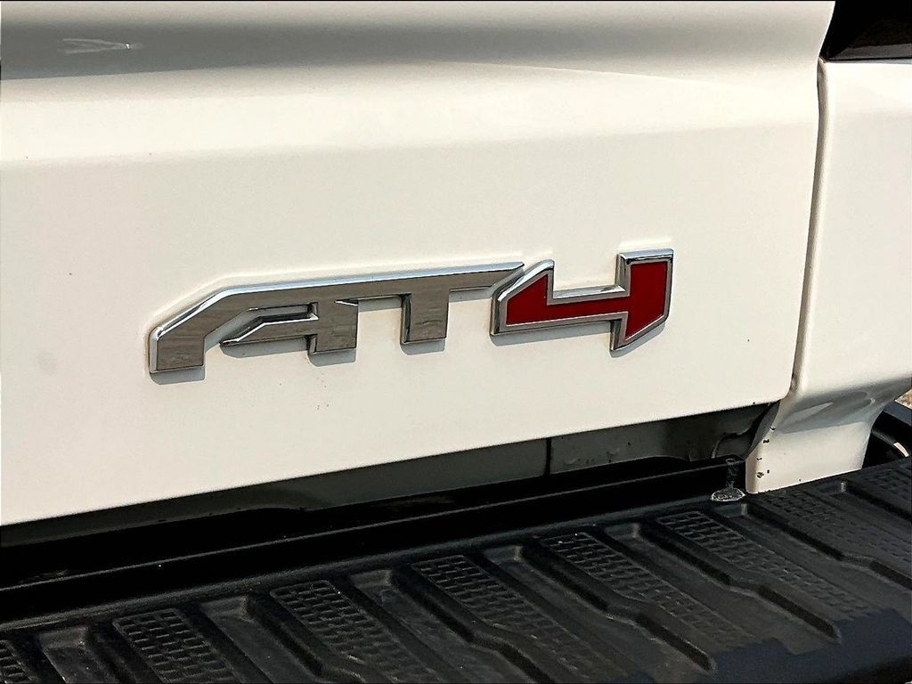 Used 2022 GMC Sierra 1500 AT4 w/ AT4 Premium Package AWD/4WD image 27