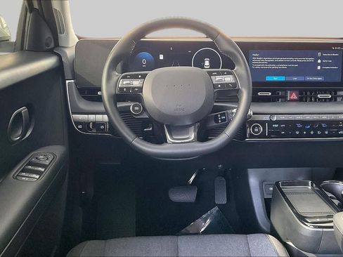 Certified 2026 Hyundai Ioniq 5 SE RWD image 5