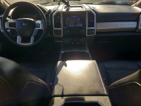 Used 2018 Ford F250 Lariat w/ Lariat Ultimate Package image 12
