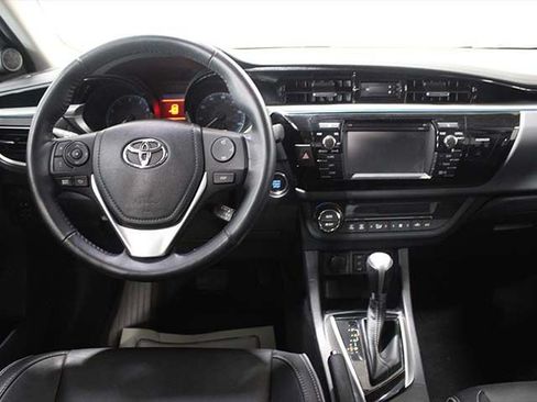 Used 2016 Toyota Corolla S Premium FWD image 12