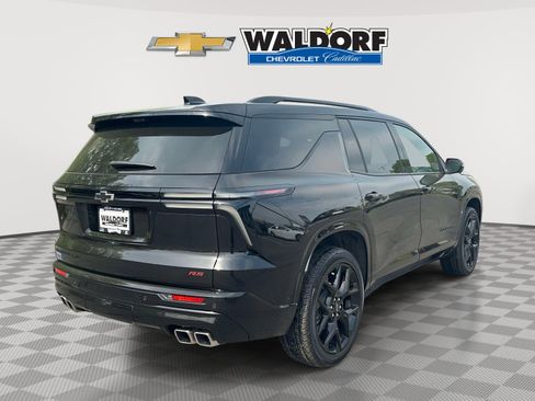 Used 2024 Chevrolet Traverse RS AWD/4WD image 6