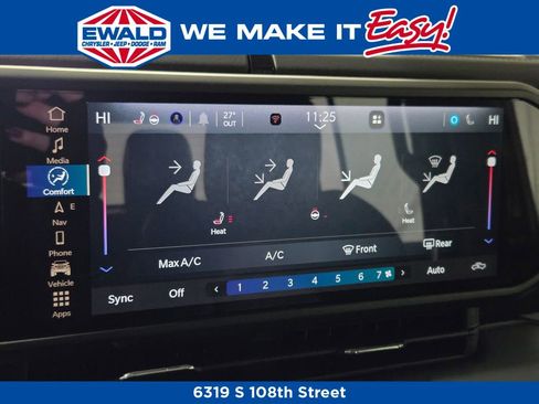 New 2025 Jeep Gladiator Sport image 4