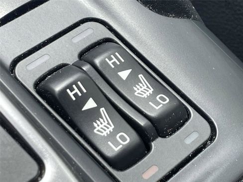 Used 2023 Subaru Forester Premium AWD/4WD image 19