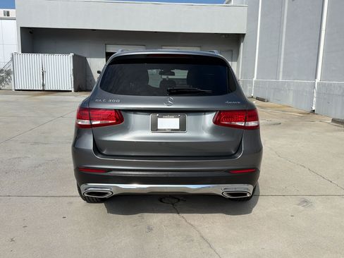 Used 2018 Mercedes-Benz GLC 300 4MATIC image 10