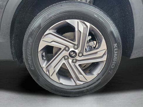 Certified 2023 Hyundai Santa Fe SE image 5