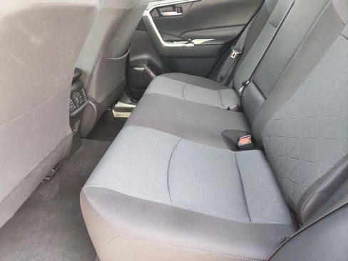Used 2025 Toyota RAV4 XLE FWD image 26