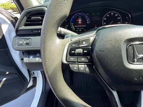 Used 2019 Honda Insight EX image 26