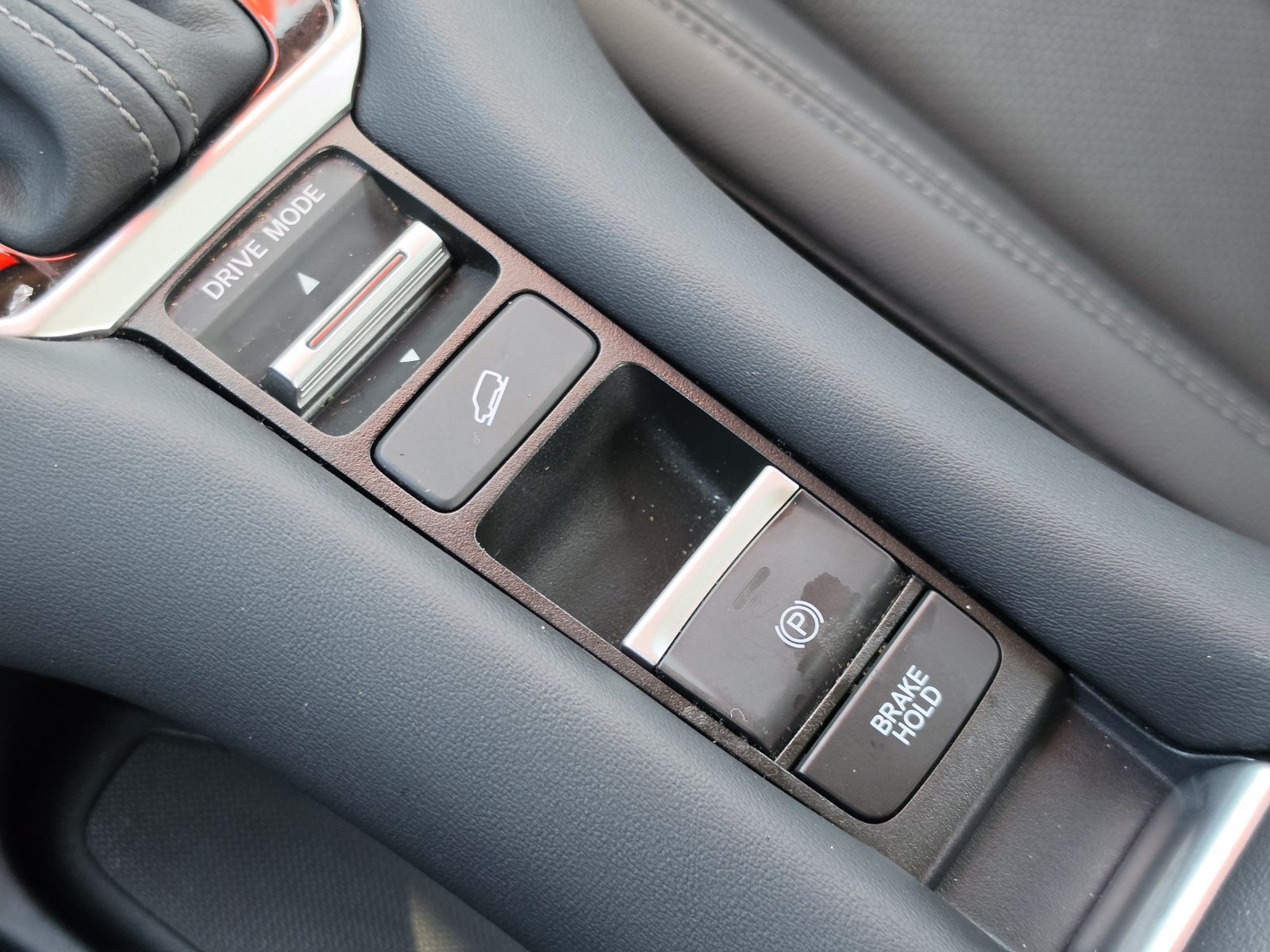 Used 2024 Honda HR-V EX-L image 28