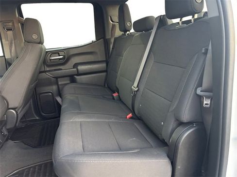 Used 2025 Chevrolet Silverado 1500 Custom image 13