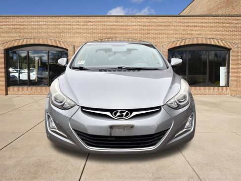 Used 2015 Hyundai Elantra SE w/ Option Group 03 image 6