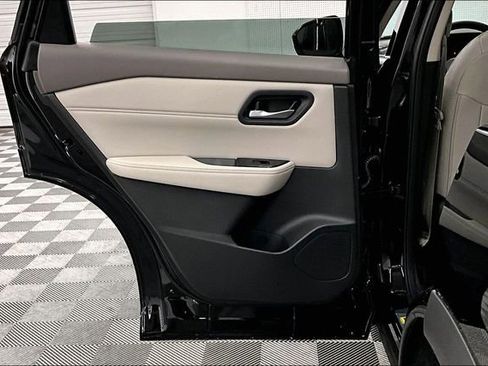 New 2026 Nissan Rogue SV AWD/4WD image 34