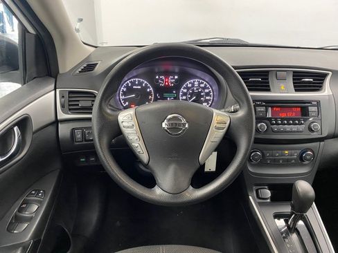 Used 2016 Nissan Sentra S image 32
