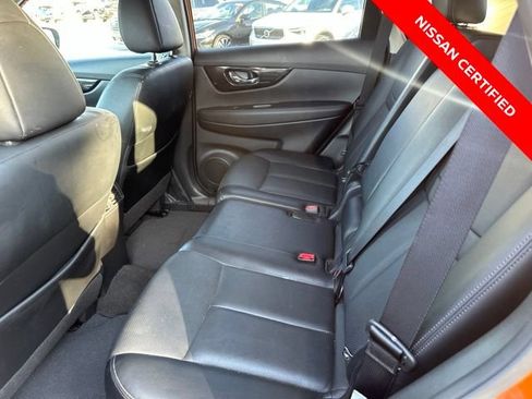 Certified 2017 Nissan Rogue SL AWD/4WD image 14