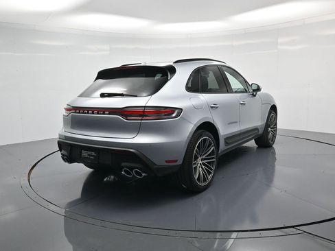 Certified 2026 Porsche Macan image 30