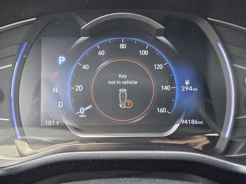 Used 2019 Hyundai Santa Fe SEL FWD image 8