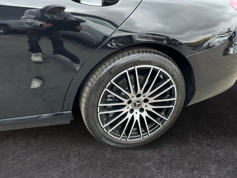 Used 2025 Mercedes-Benz C 300 Sedan image 9