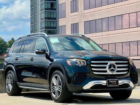 Certified 2025 Mercedes-Benz GLS 450 4MATIC image 1