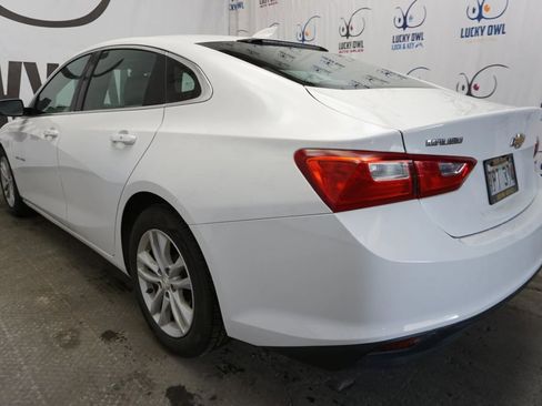 Used 2018 Chevrolet Malibu LT image 22