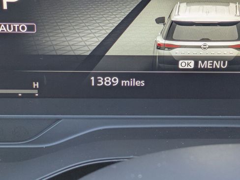 Certified 2025 Nissan Pathfinder Platinum image 19