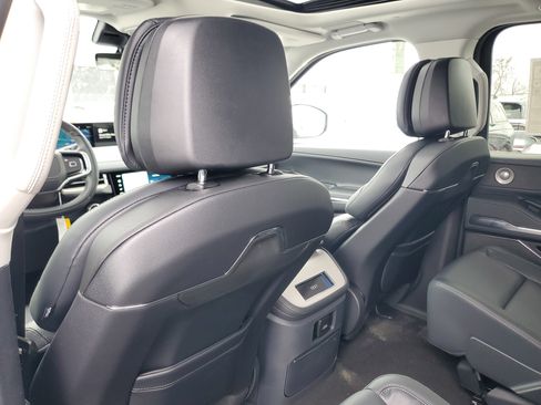 New 2026 Lincoln Navigator Reserve image 28