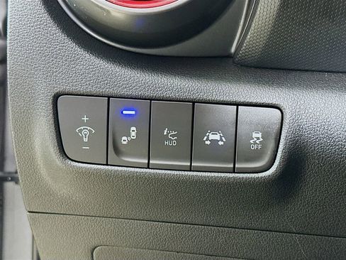 Used 2019 Hyundai Kona Ultimate FWD image 12