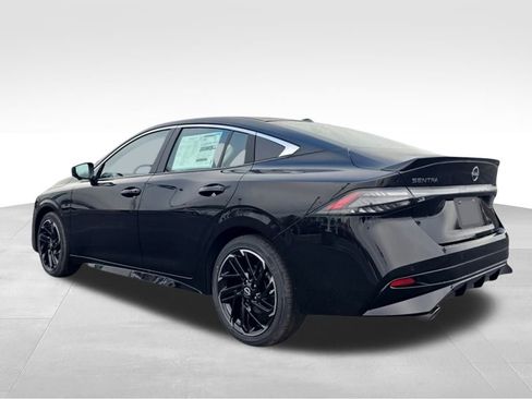 New 2026 Nissan Sentra SR w/ SR Premium Package FWD image 3