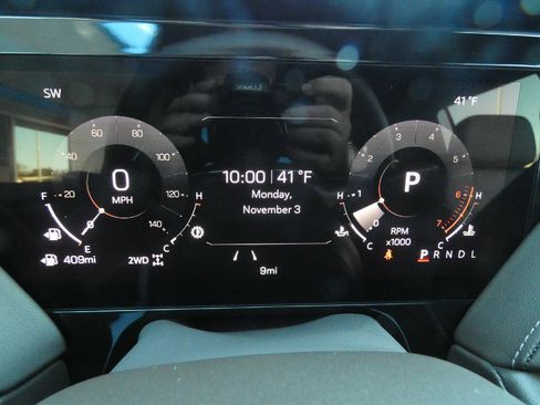 New 2026 GMC Yukon XL Elevation image 20