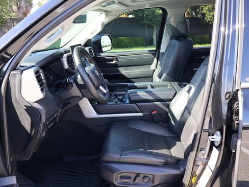 Used 2023 Toyota Tundra Limited w/ Power Package AWD/4WD image 14