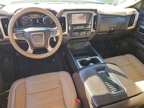 Used 2018 GMC Sierra 2500 Denali w/ Duramax Plus Package image 22