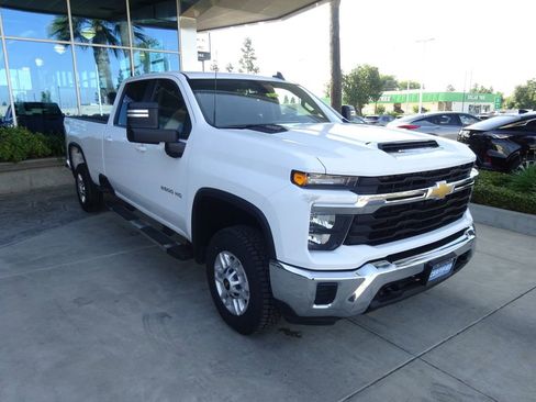 Certified 2024 Chevrolet Silverado 2500 LT AWD/4WD image 1