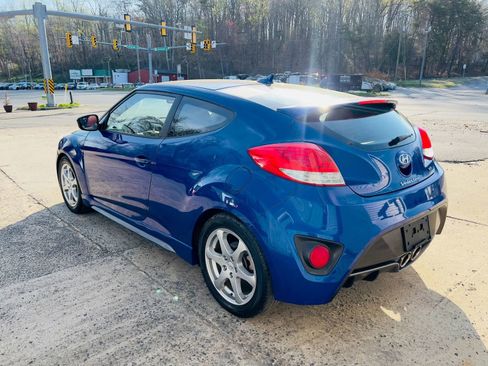 Used 2014 Hyundai Veloster Turbo R-Spec FWD image 5