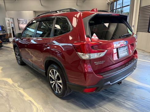 Used 2020 Subaru Forester Limited AWD/4WD image 36