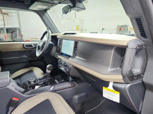 New 2025 Ford Bronco Big Bend image 35