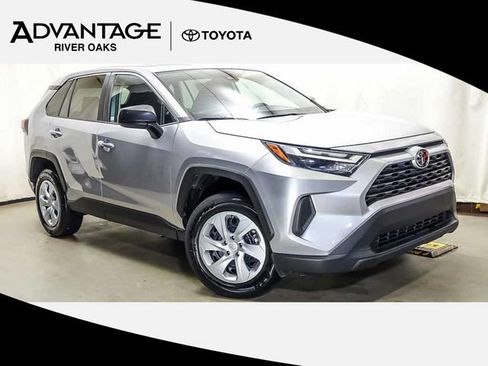 Used 2025 Toyota RAV4 LE FWD image 1