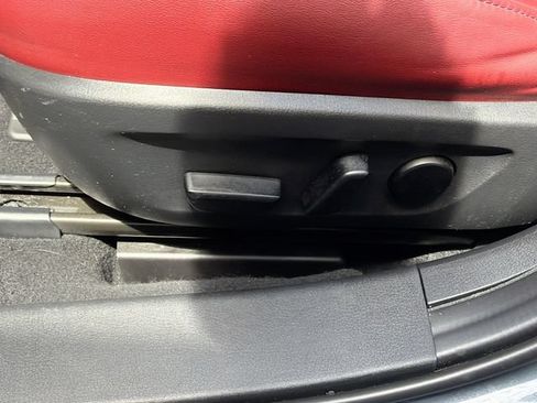 Used 2022 MAZDA MAZDA3 s AWD/4WD image 18