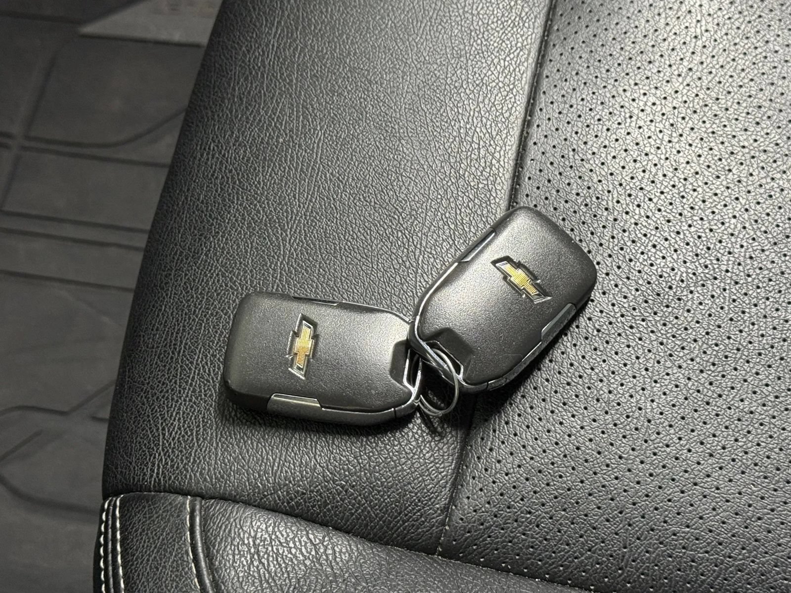 Used 2020 Chevrolet Silverado 1500 RST w/ Texas Edition RWD image 19