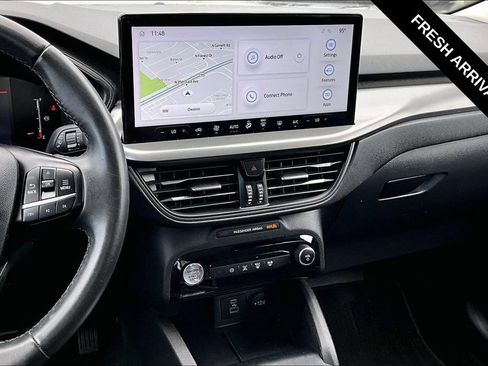 Used 2023 Ford Escape Active w/ Tech Pack #1 FWD image 9
