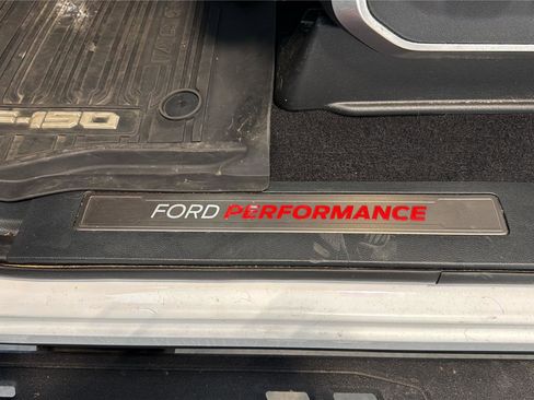 Certified 2023 Ford F150 Raptor w/ Raptor 37 Performance Package AWD/4WD image 34