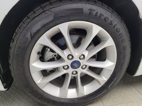 Used 2020 Ford Fusion SE w/ Fleet SE Value Package image 31