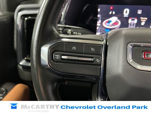 Used 2023 GMC Canyon AT4 w/ Canyon Safety Plus Package AWD/4WD image 16