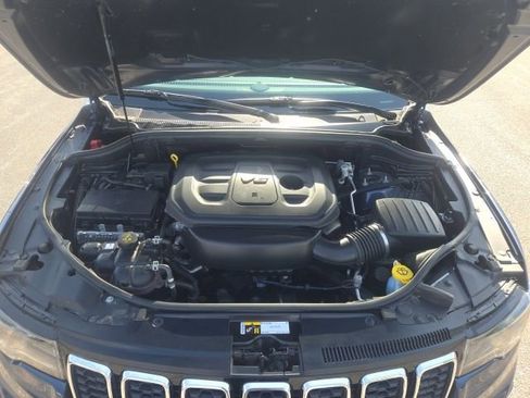 Used 2020 Jeep Grand Cherokee Limited w/ Trailer Tow Group IV AWD/4WD image 13
