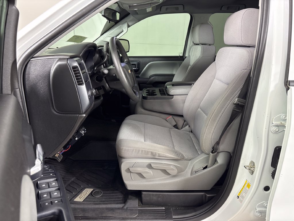 Used 2018 Chevrolet Silverado 1500 Custom w/ Custom Convenience Package RWD image 25