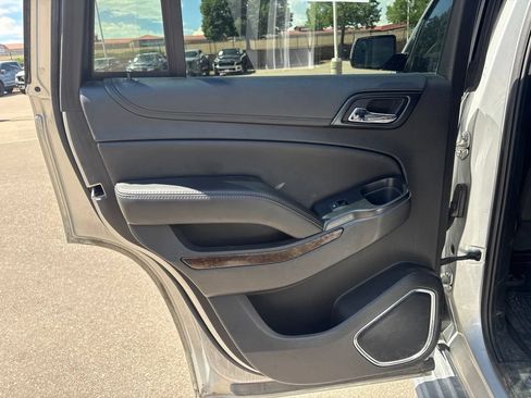 Used 2016 Chevrolet Tahoe LT AWD/4WD image 18