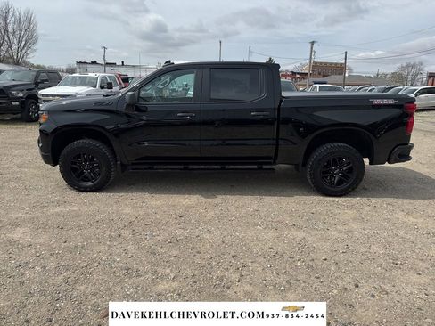 Used 2024 Chevrolet Silverado 1500 Custom Trail Boss w/ LPO, Dark Essentials Package image 2